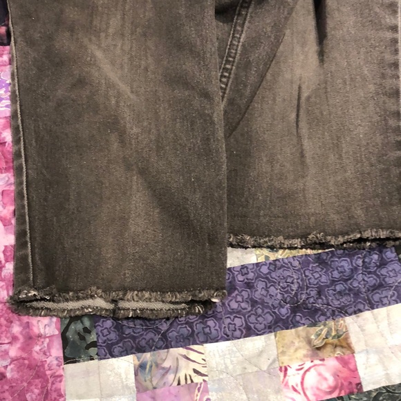 Men’s jean shorts - Picture 4 of 4